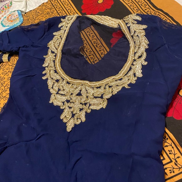 A royal / navy blue dress ... 3 pieces dress.. - Picture 3 of 6